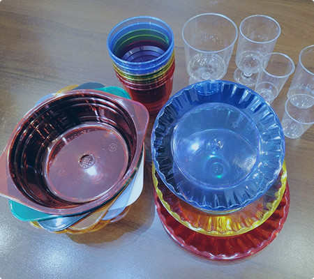 Швидкоff - одноразовий посуд з первинних полімерів